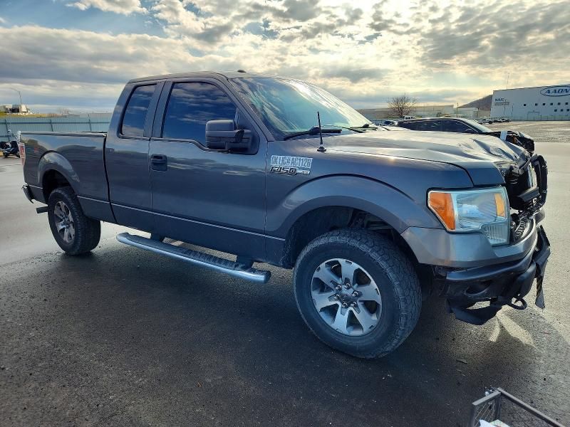2013 Ford F150 Super cab