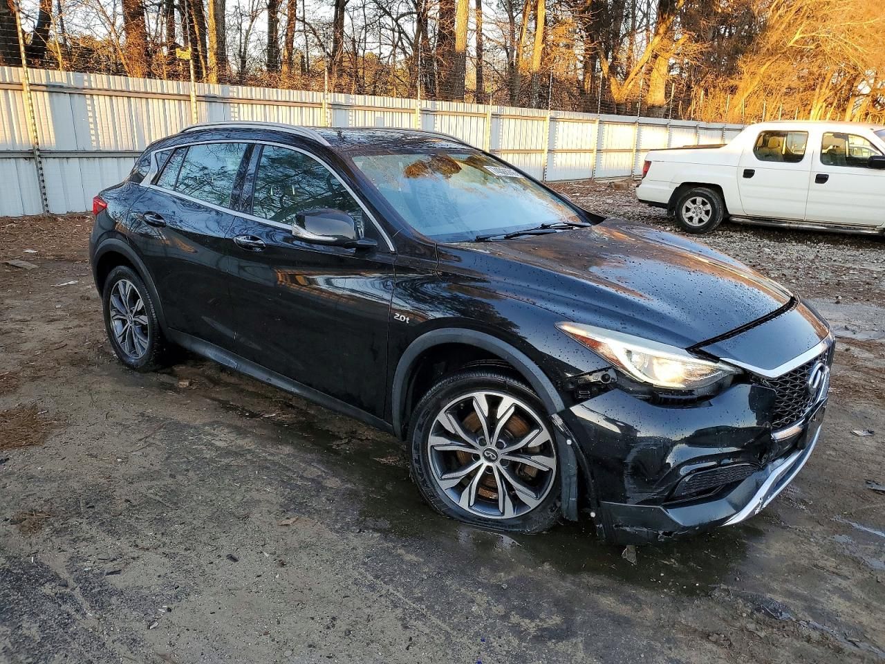 2017 Infiniti Qx30 Base