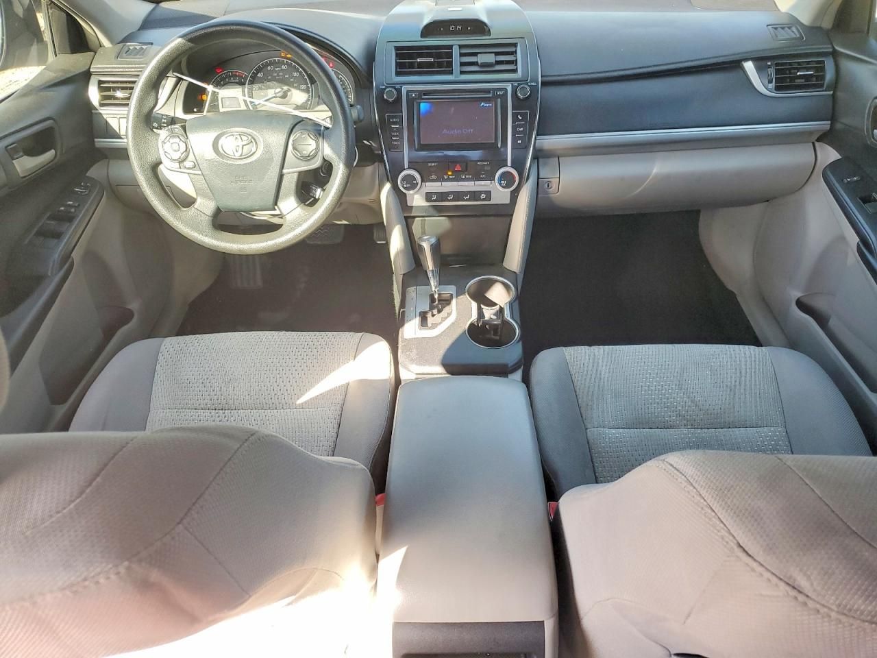 2012 Toyota Camry le