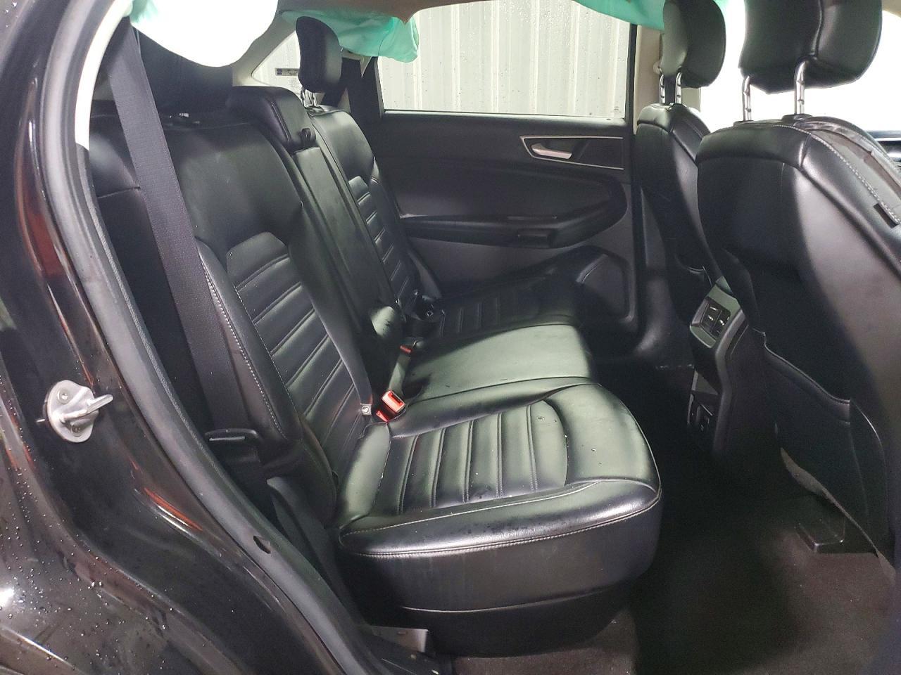 2019 Ford Edge sel