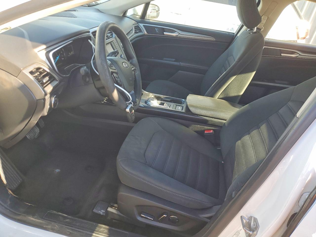 2018 Ford Fusion se Hybrid