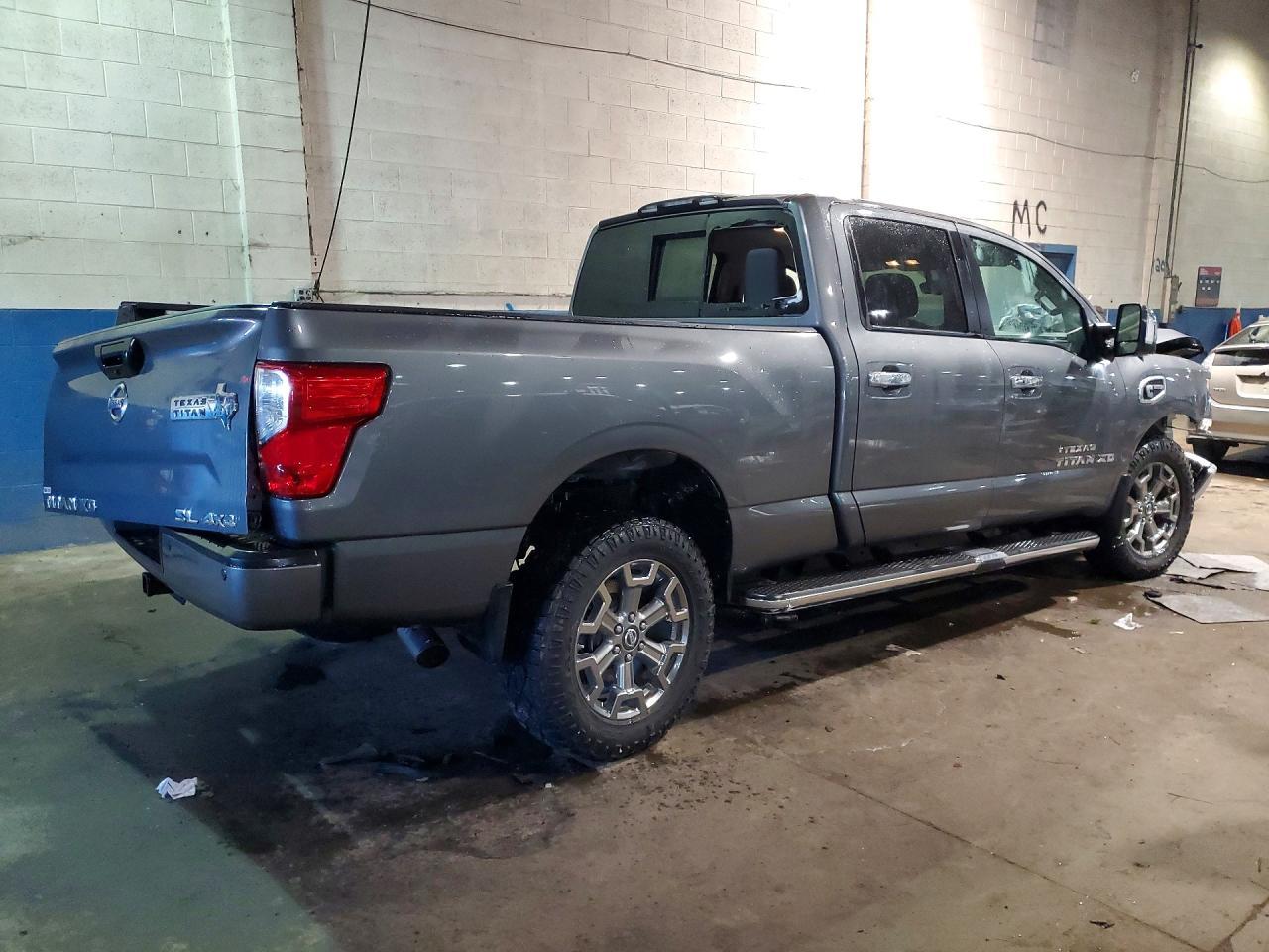 2018 Nissan Titan XD SL