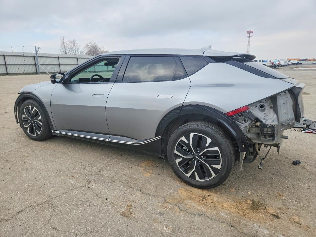 2022 KIA EV6