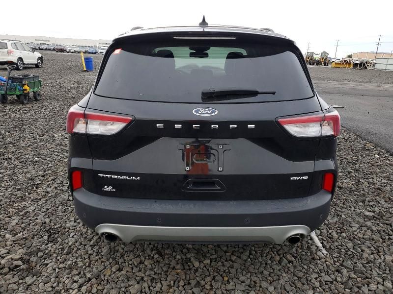 2022 Ford Escape Titanium