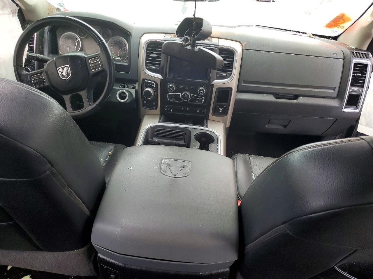 2018 Dodge RAM 1500 SLT