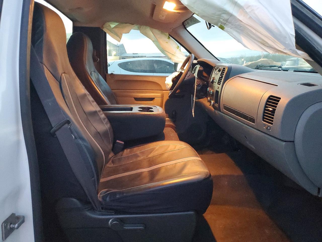 2011 Chevrolet Silverado C1500