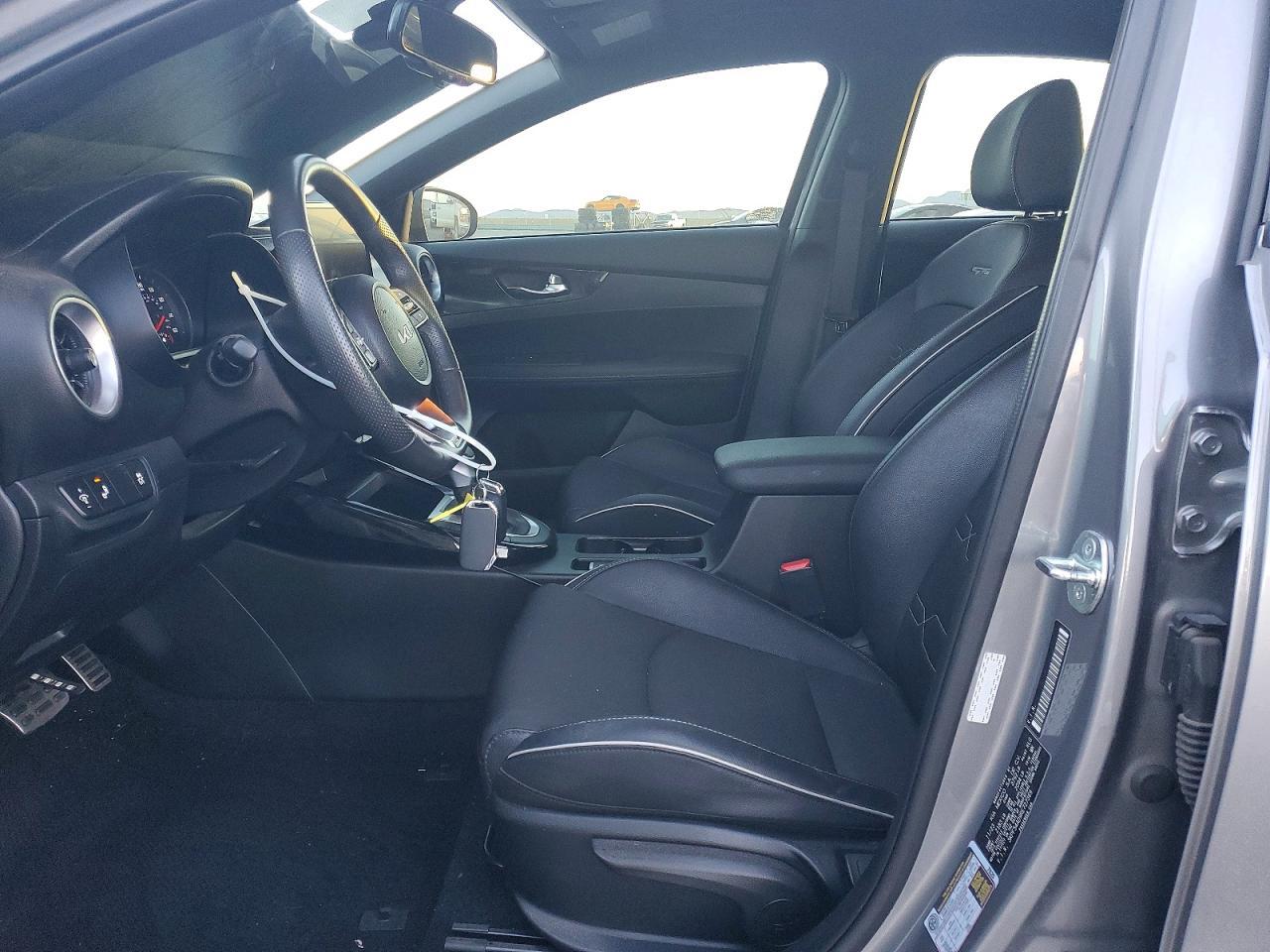 2024 KIA Forte gt Line