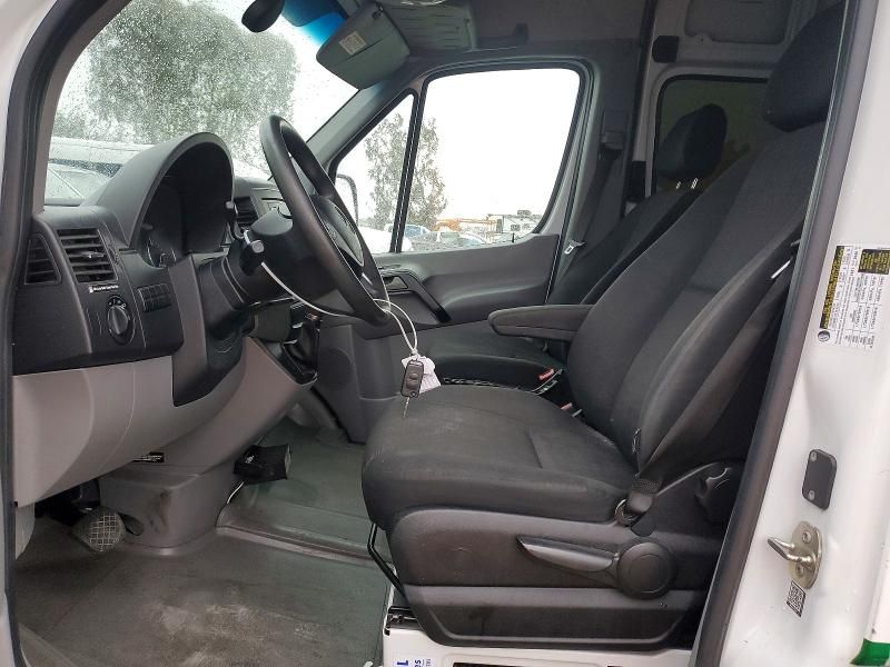 2016 Mercedes-Benz 2016 Mercedes Benz Sprinter 2500 Delivery van