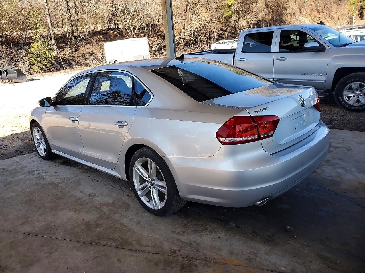 2012 Volkswagen Passat se