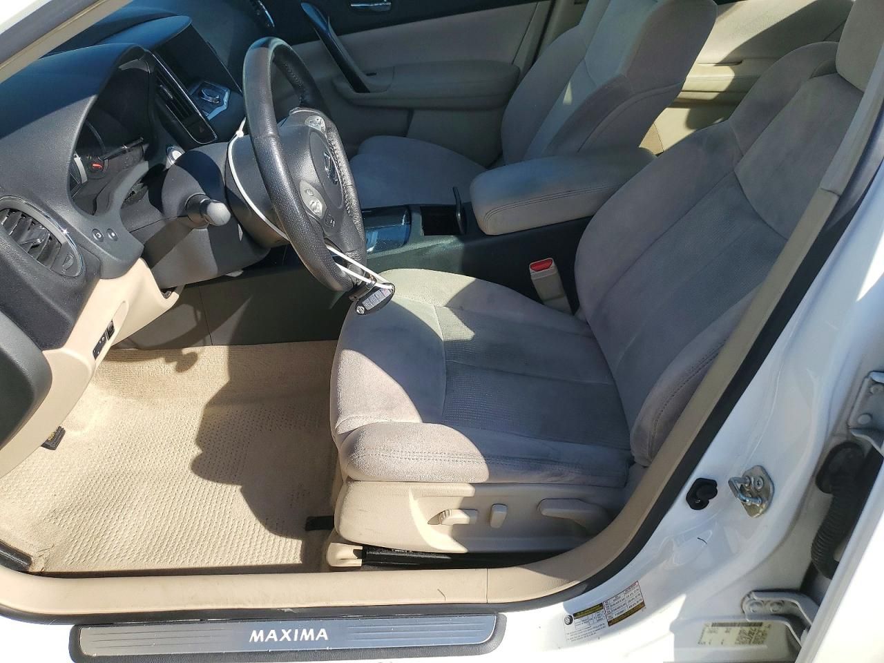 2012 Nissan Maxima s