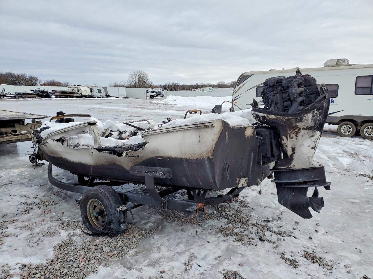 2015 Crestliner 2015 Boat