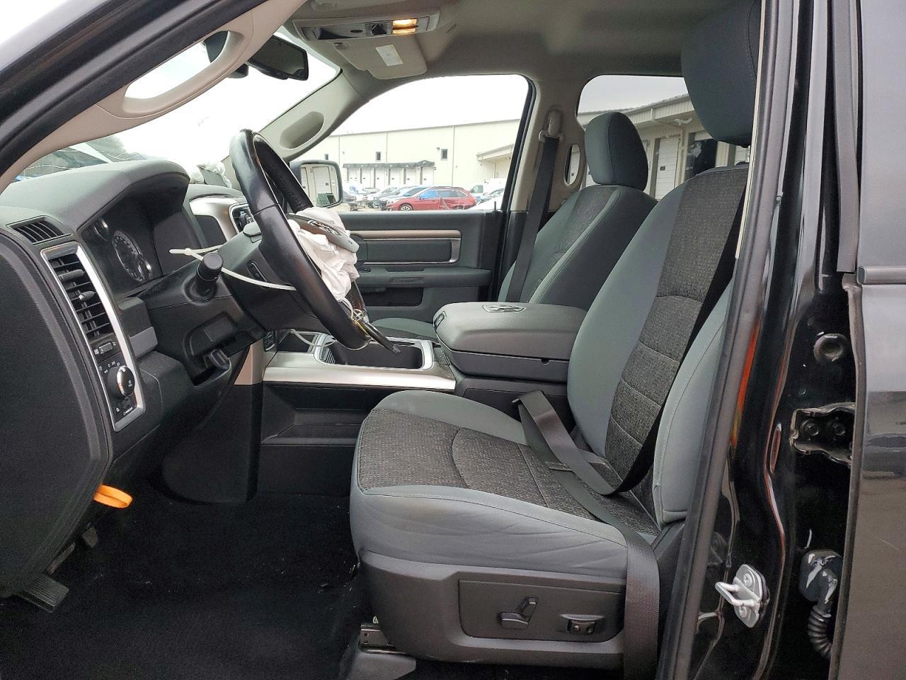 2018 Dodge Ram 1500 slt