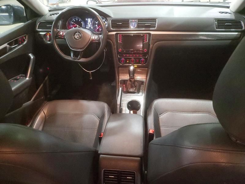 2016 Volkswagen Passat se