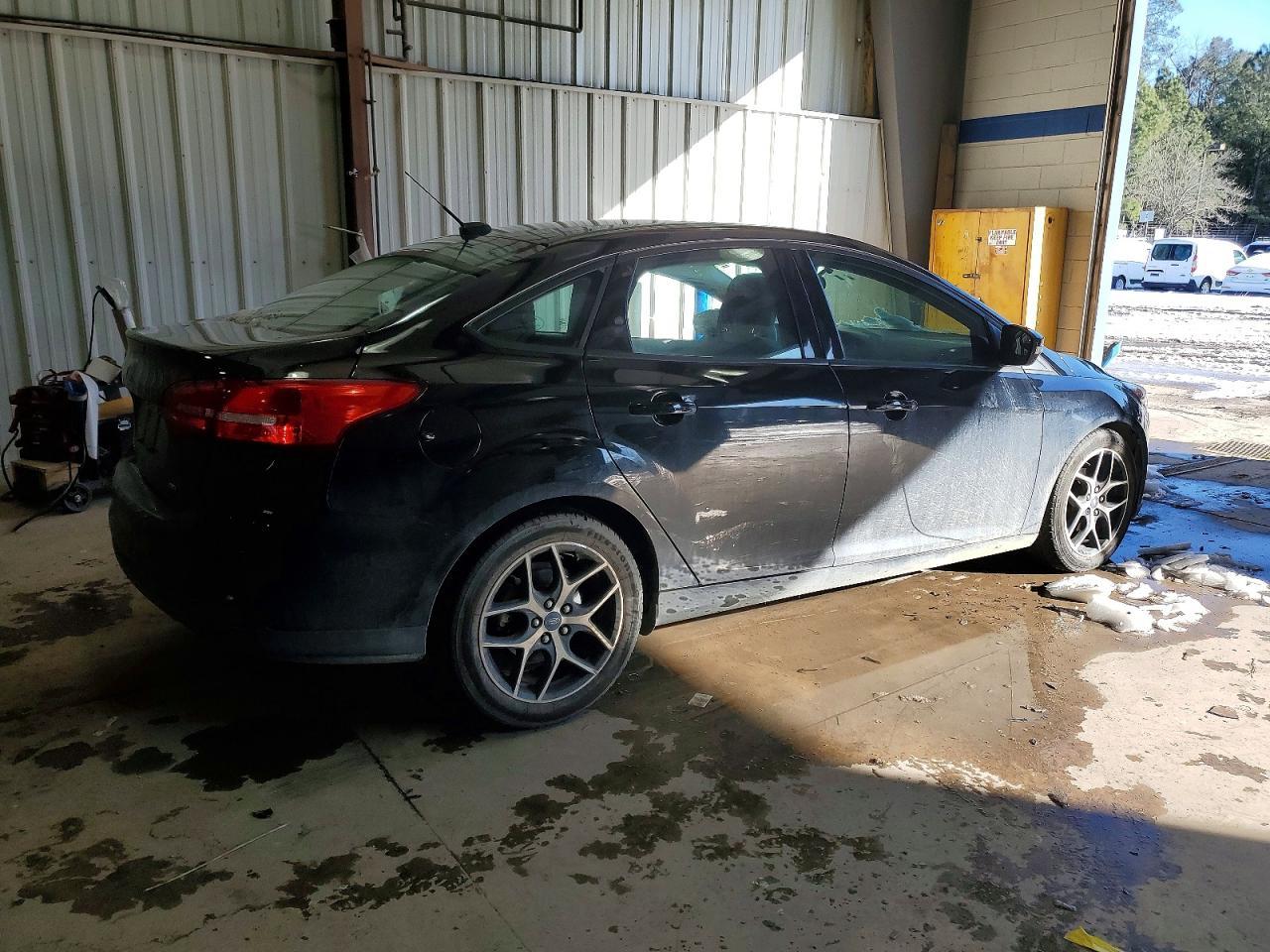 2017 Ford Focus sel