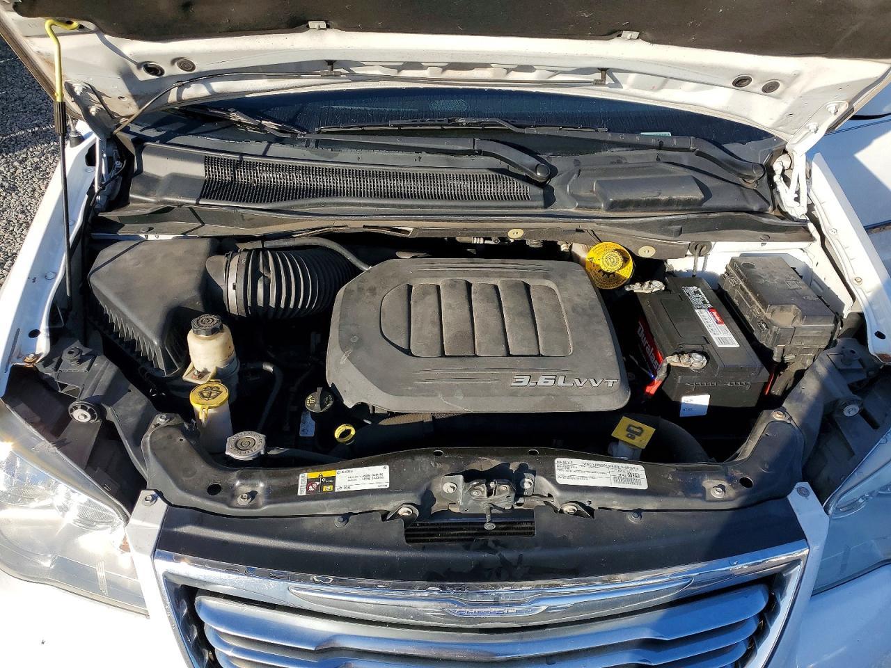2016 Chrysler Town & Country