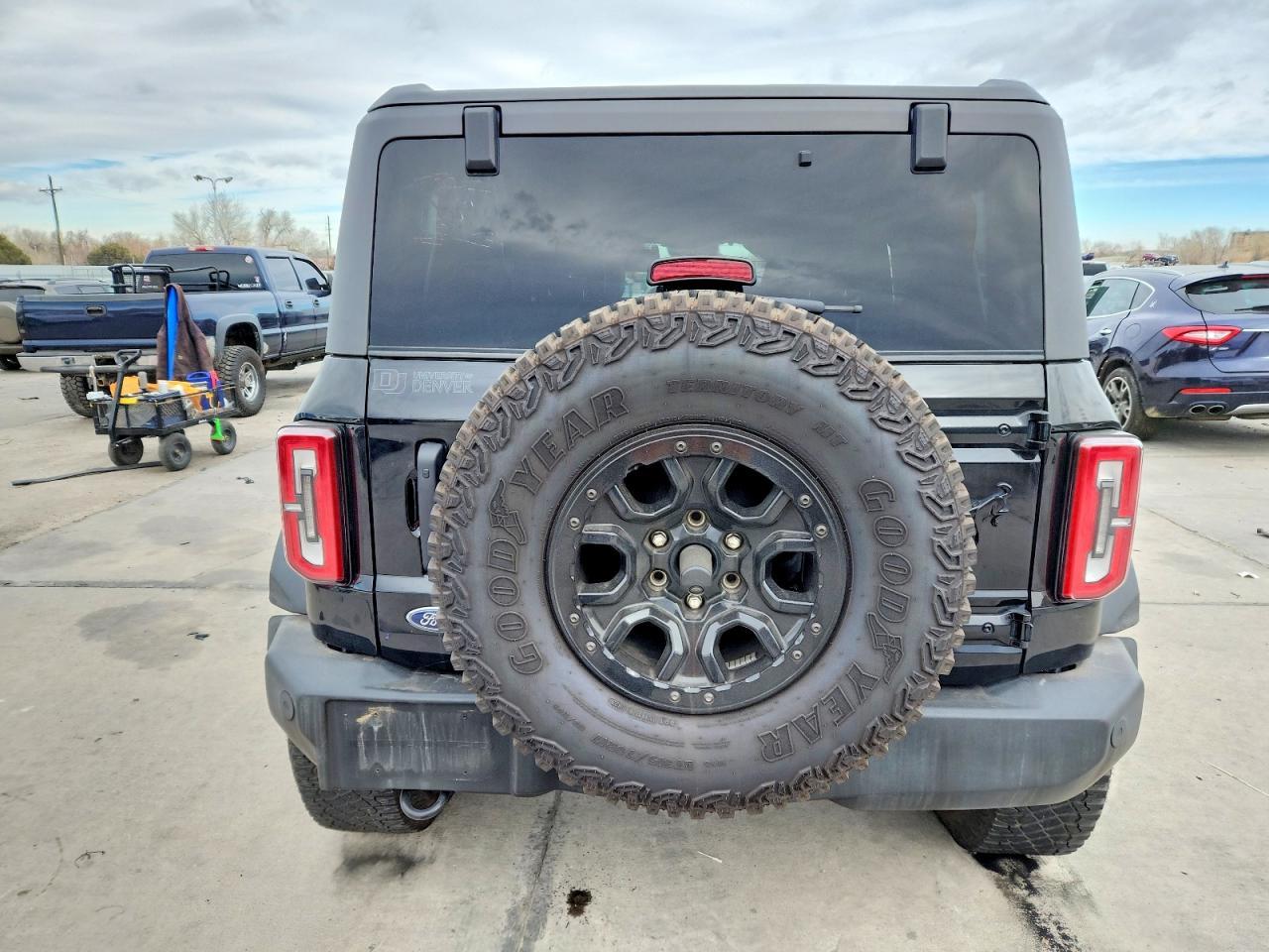 2023 Ford Bronco Base