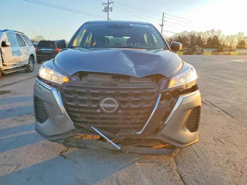 2024 Nissan Kicks s