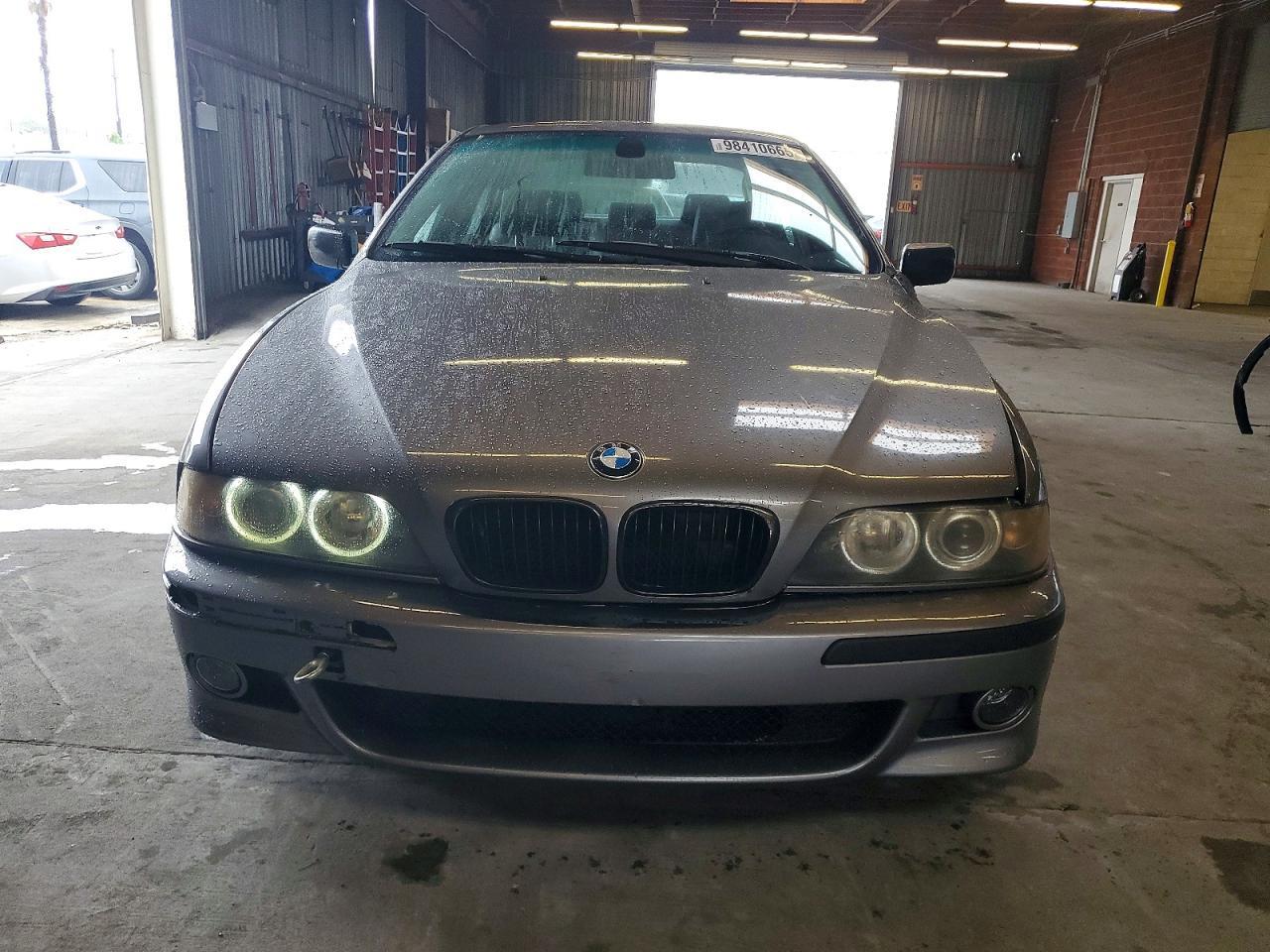 2003 BMW 530 i Automatic