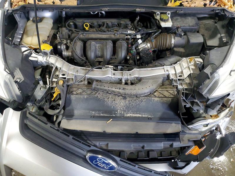 2015 Ford Escape s