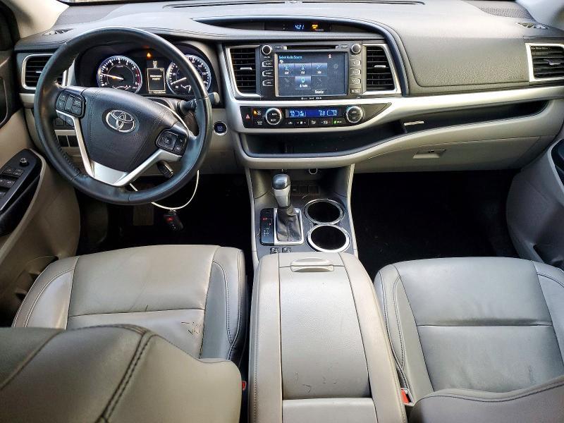 2016 Toyota Highlander xle