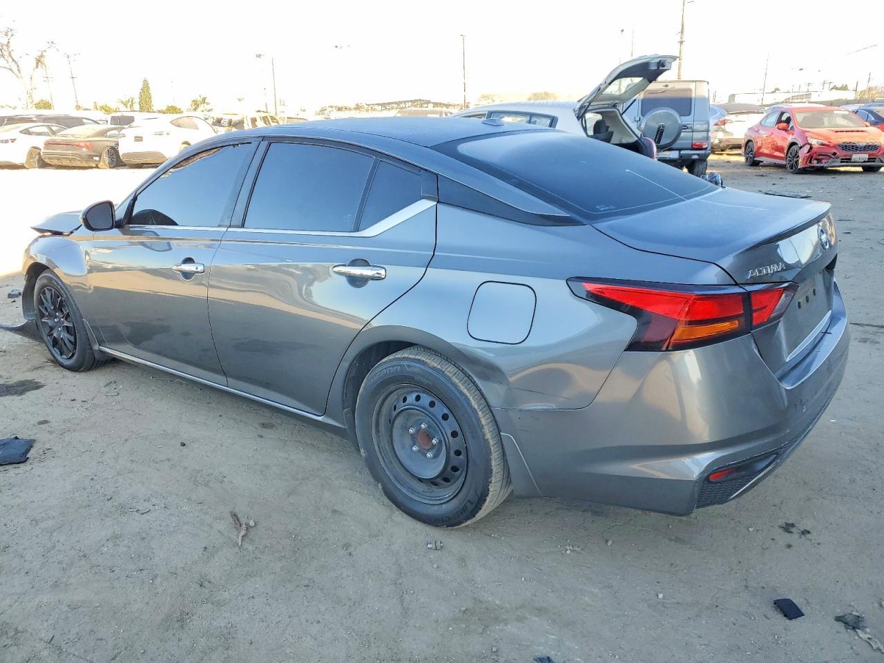 2020 Nissan Altima s