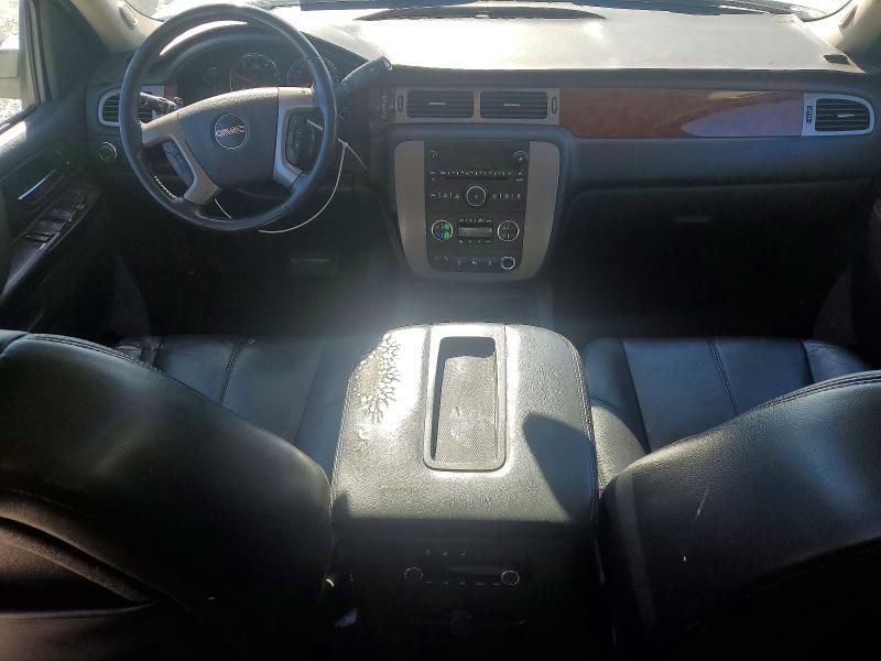 2013 GMC Yukon xl C1500 slt