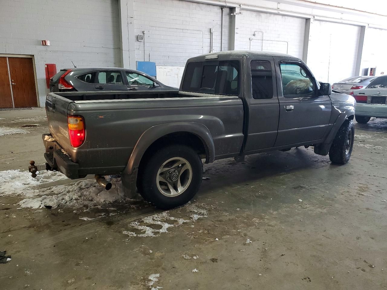 2006 Mazda B4000 cab Plus