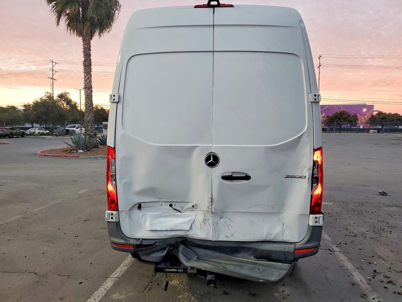 2020 Mercedes-Benz 2020 Mercedes Benz Sprinter 2500 Delivery Van