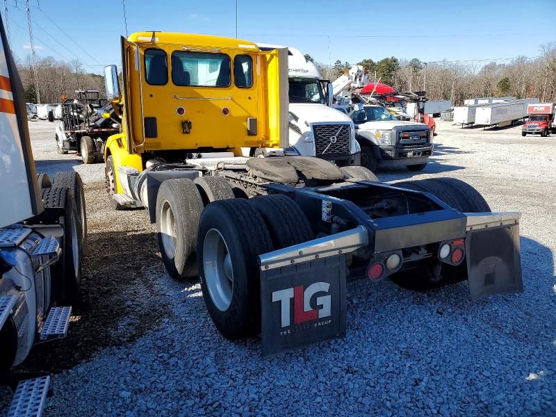 2016 Peterbilt 579 Semi Truck