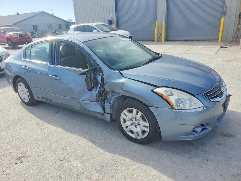 2010 Nissan Altima Base