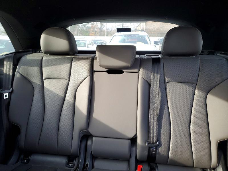 2019 Audi Q8 Premium Plus