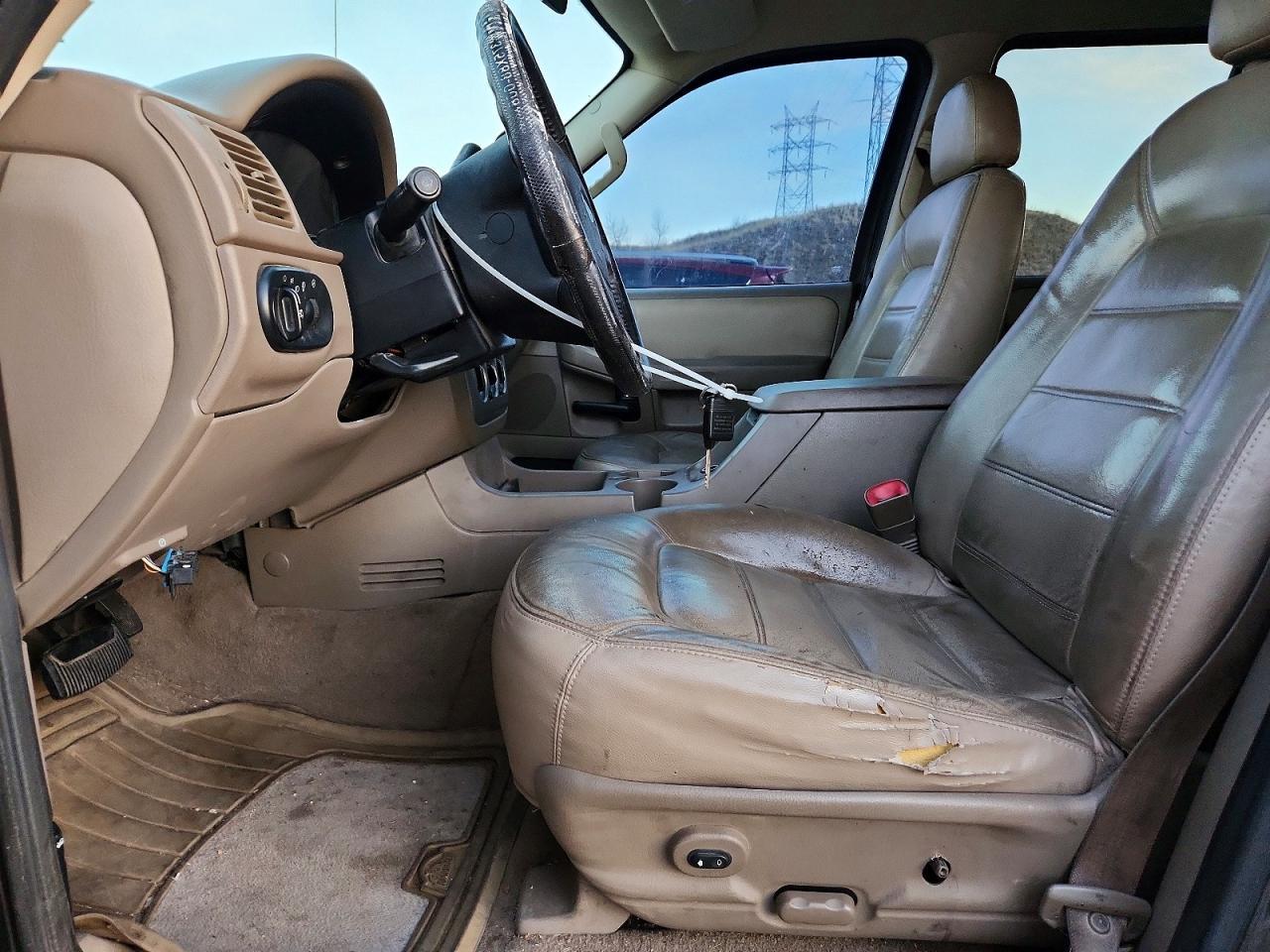 2005 Ford Explorer xlt