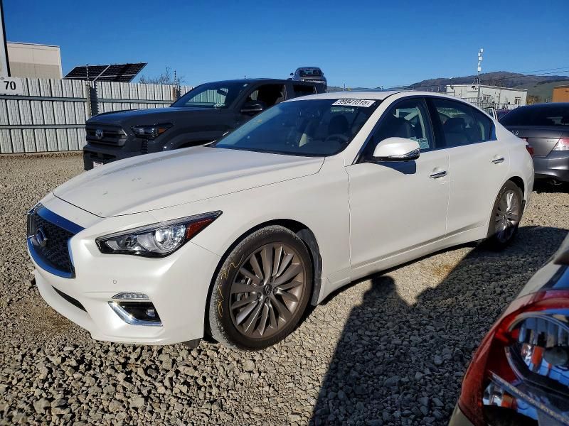 2023 Infiniti Q50 Luxe