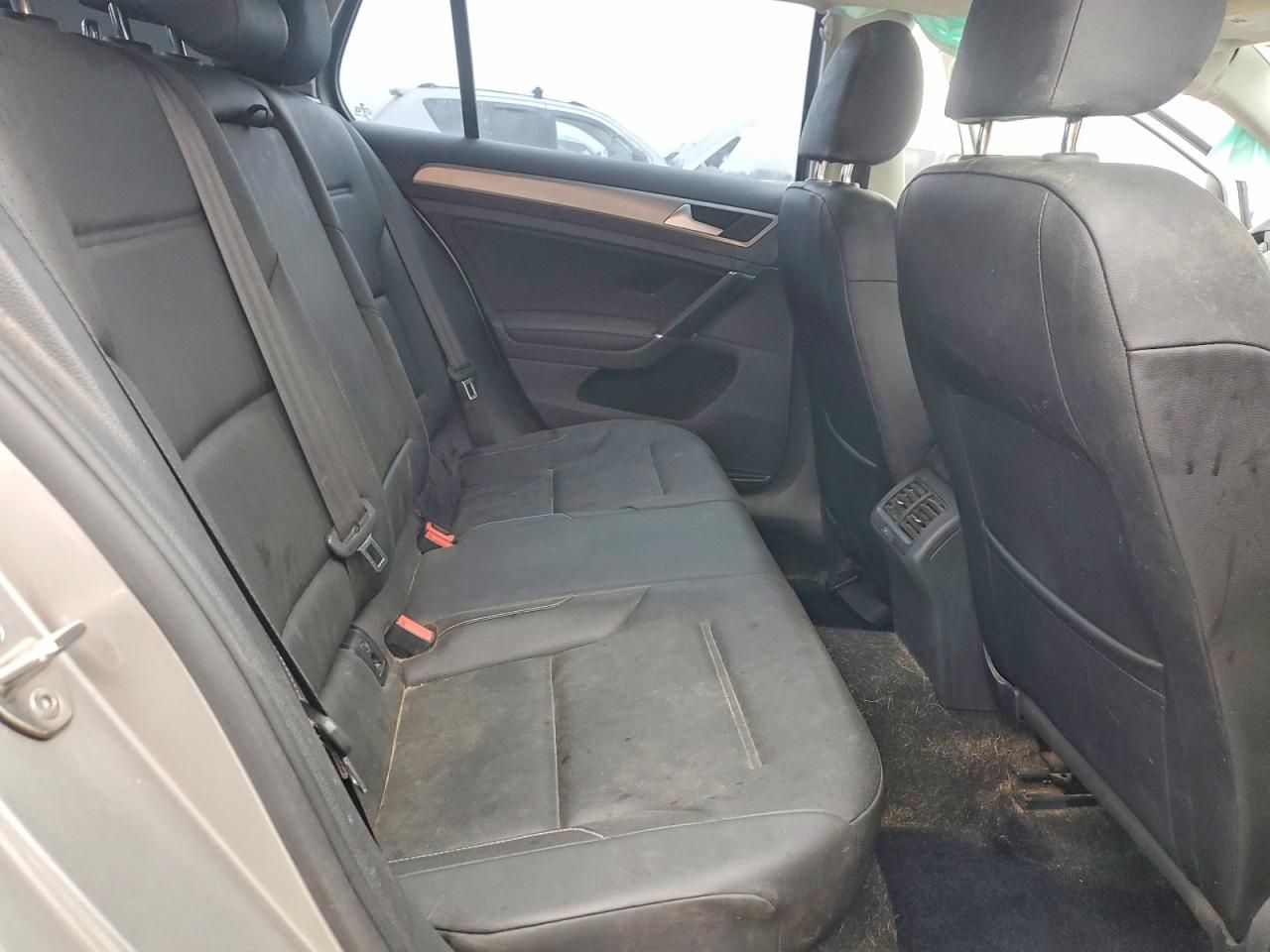 2017 Volkswagen Golf s