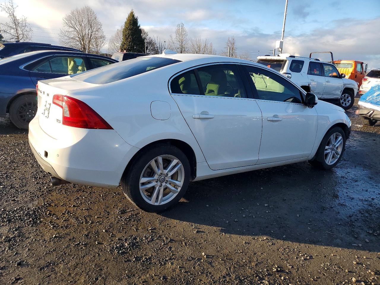 2013 Volvo S60 T5