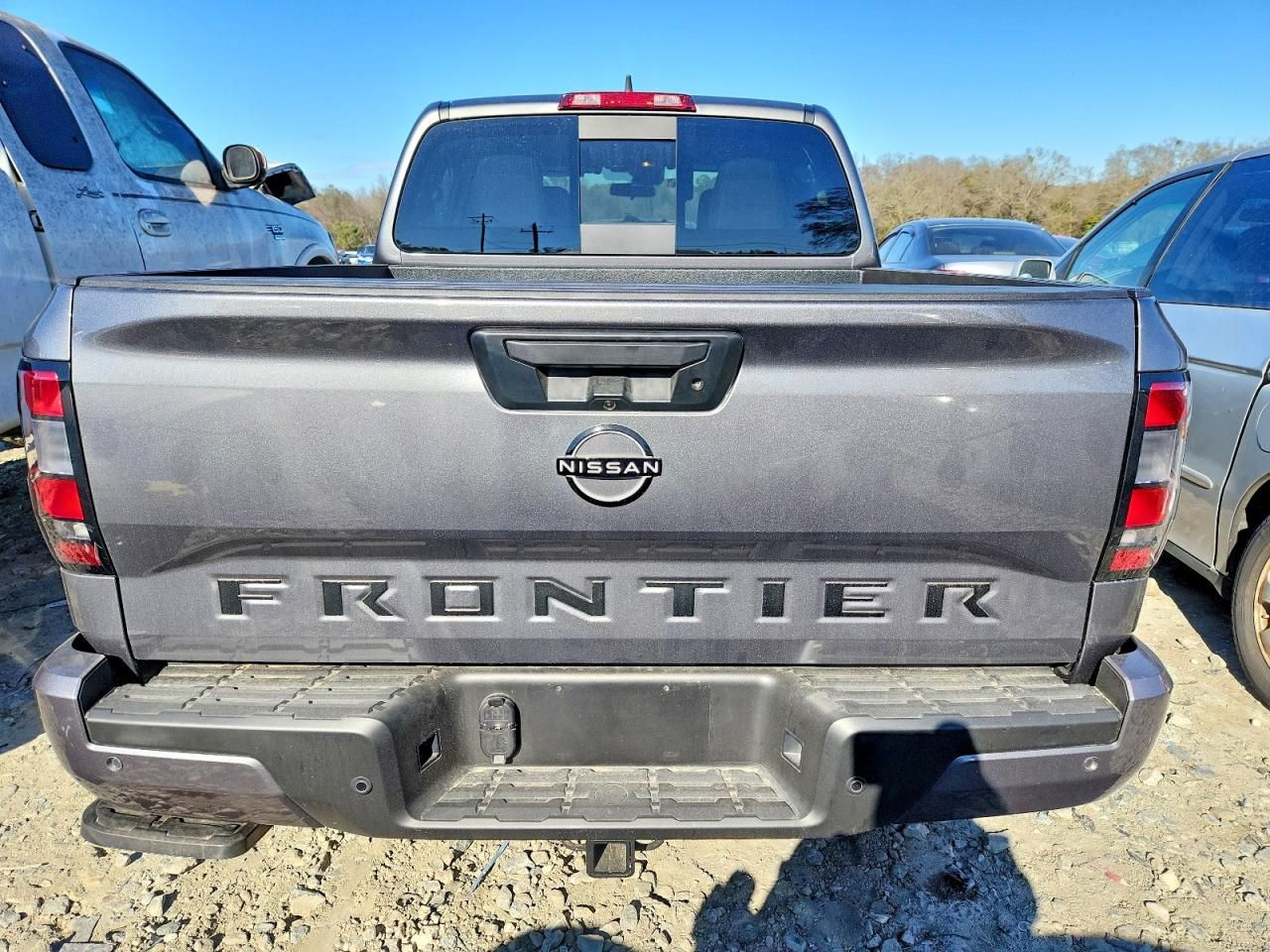 2026 Nissan Frontier s