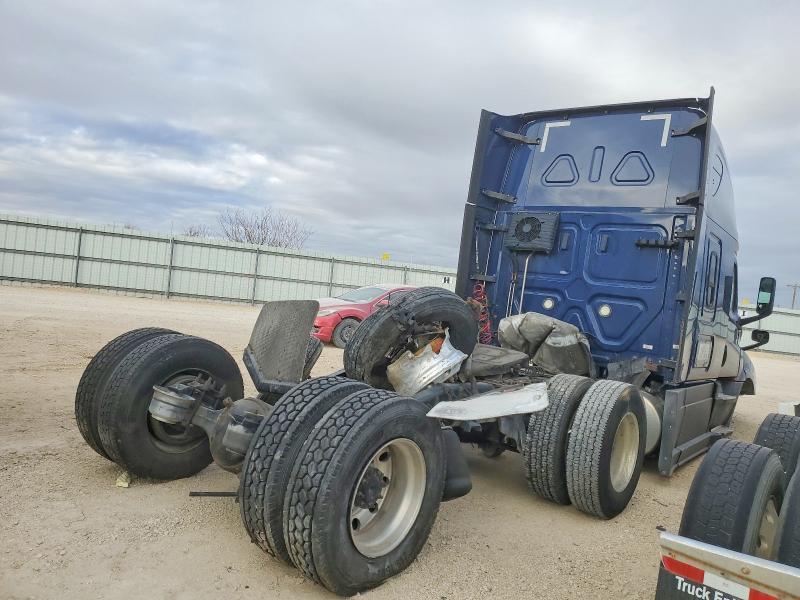 2020 Freigliner 2020 Freightliner Cascadia 126 Semi Truck