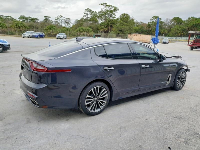 2019 KIA Stinger Premium
