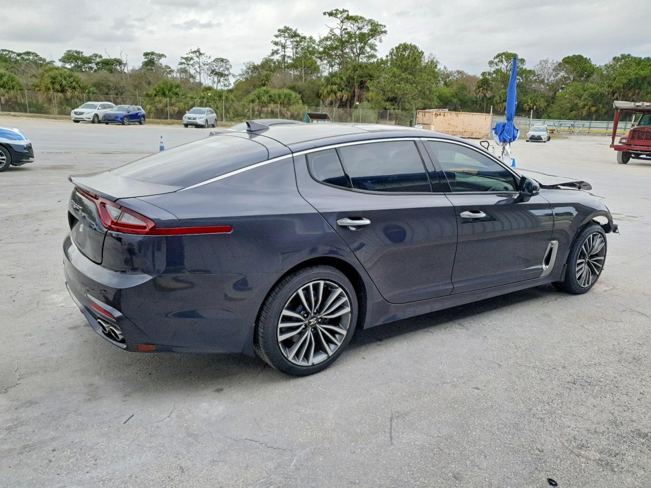 2019 KIA Stinger Premium