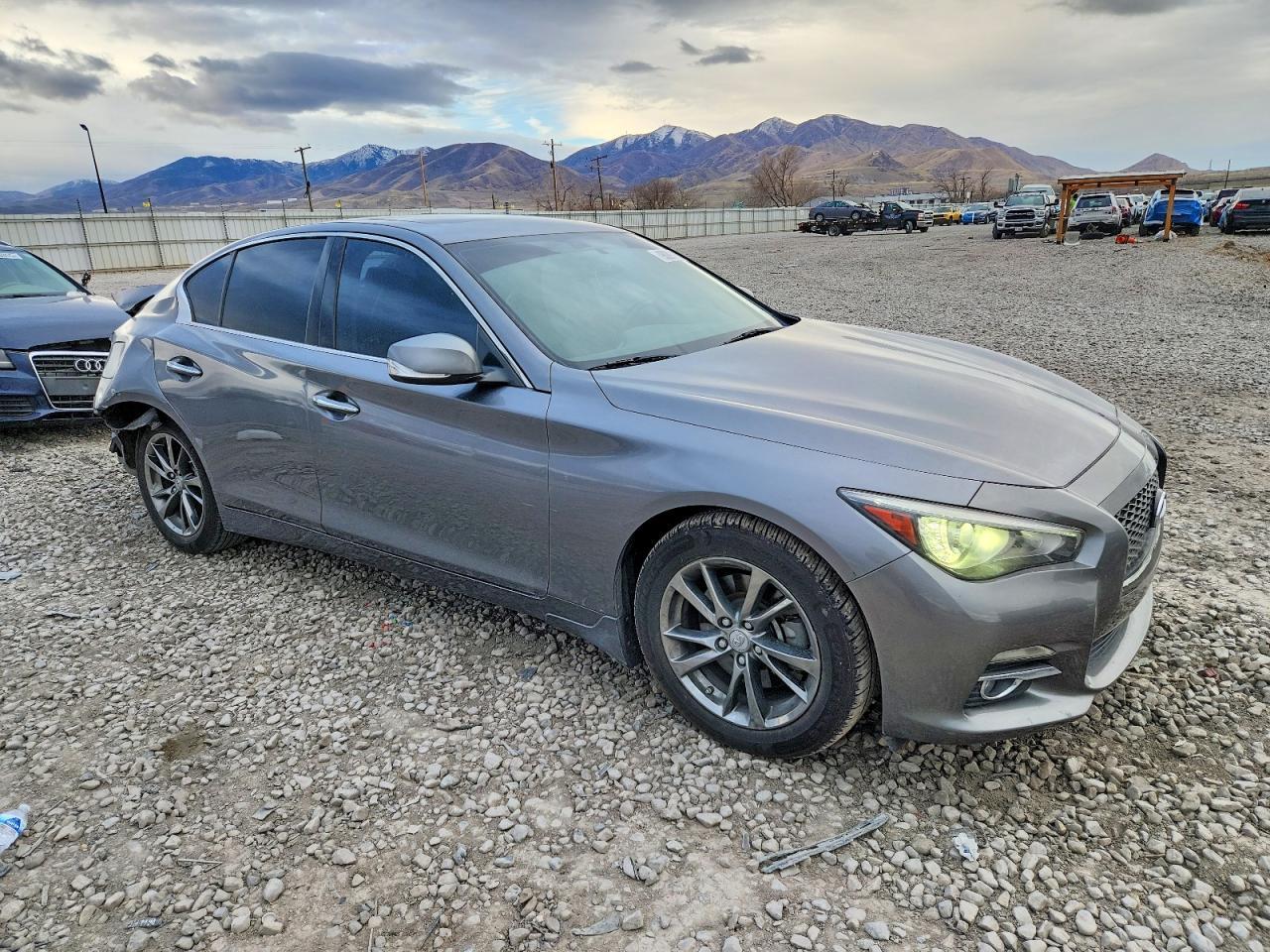 2017 Infinity Q50 Premium