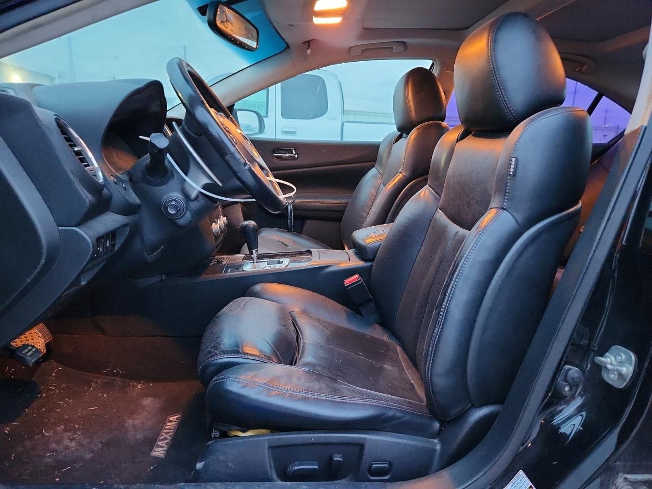 2013 Nissan Maxima s