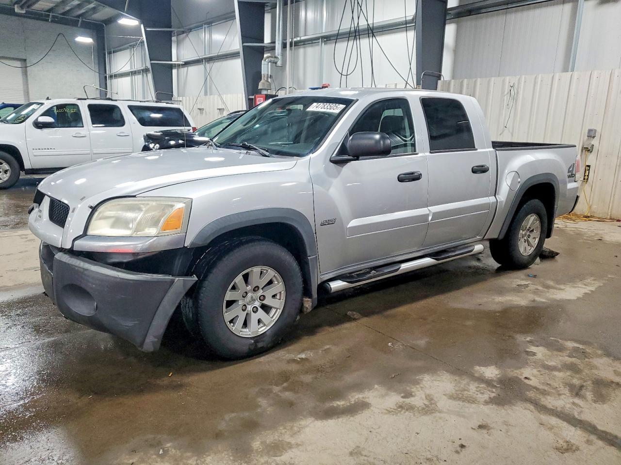 2006 Mitsubishi Raider Durocross