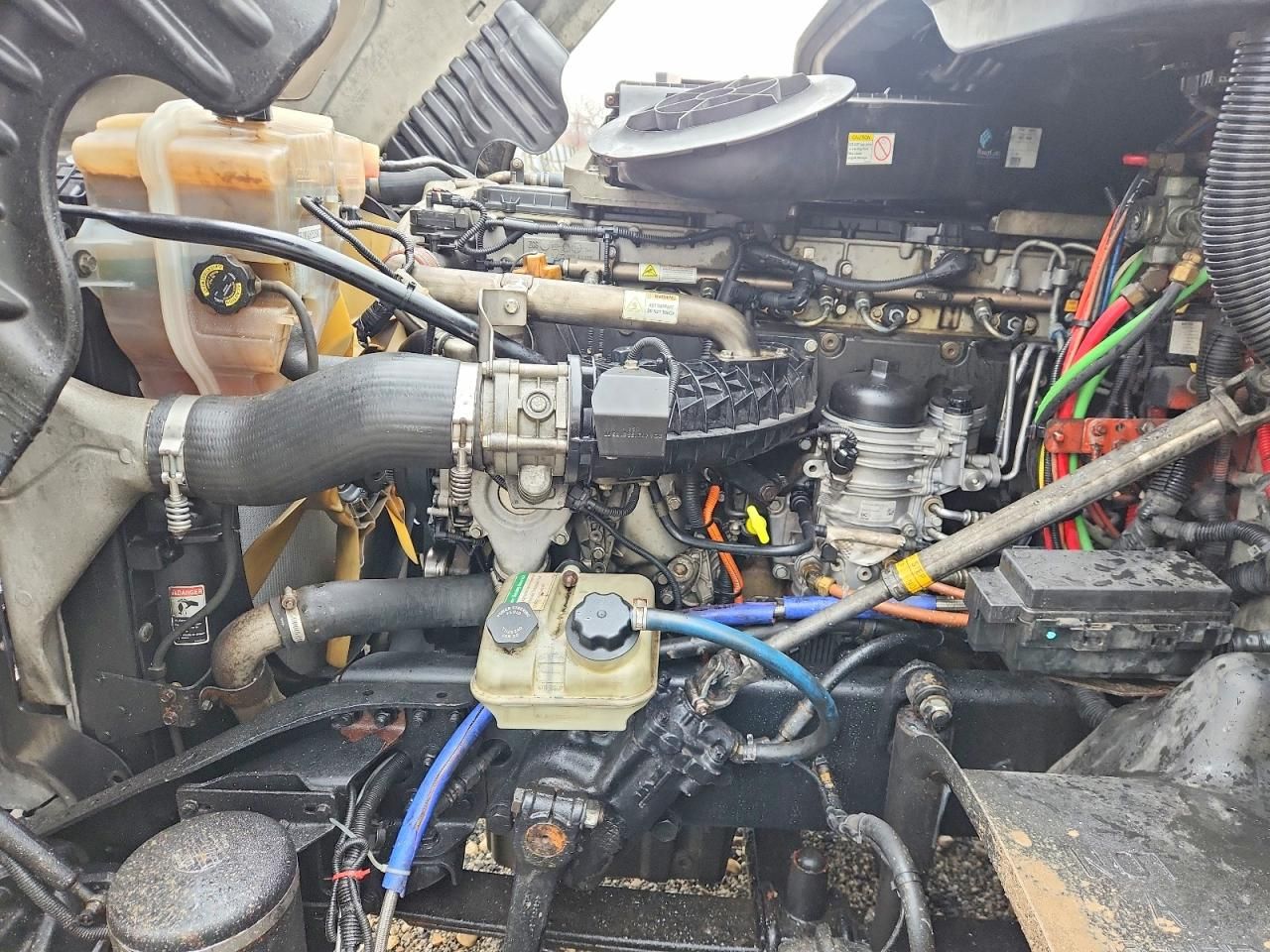 2016 Freightliner Cascadia 125 Semi Truck