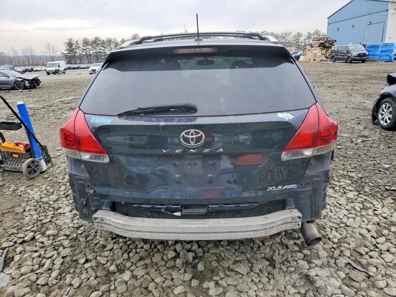 2014 Toyota Venza le
