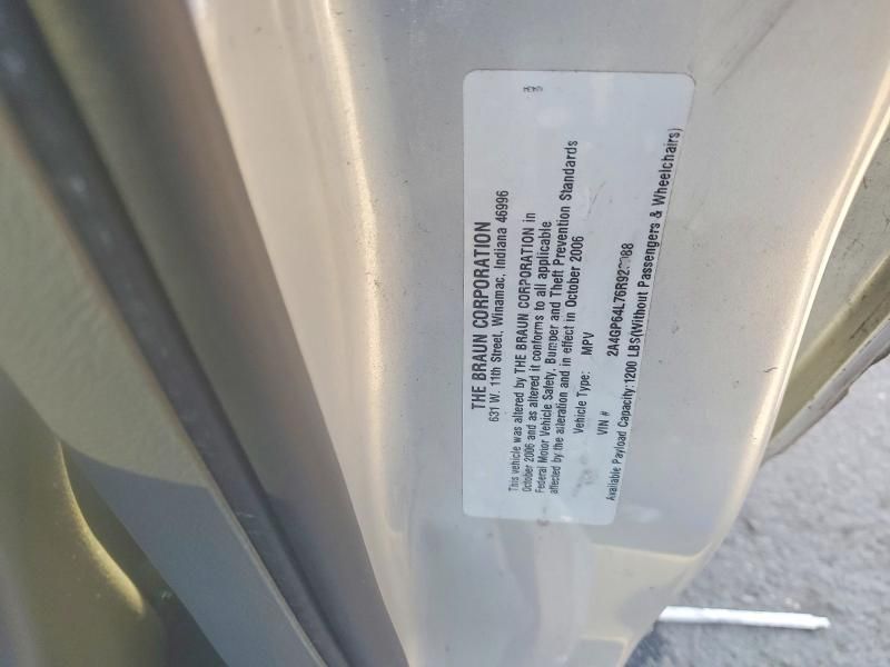 2006 Chrysler Town & Country Limited