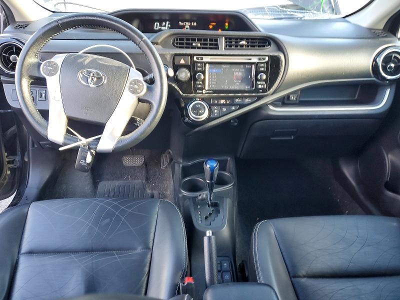 2015 Toyota Prius c