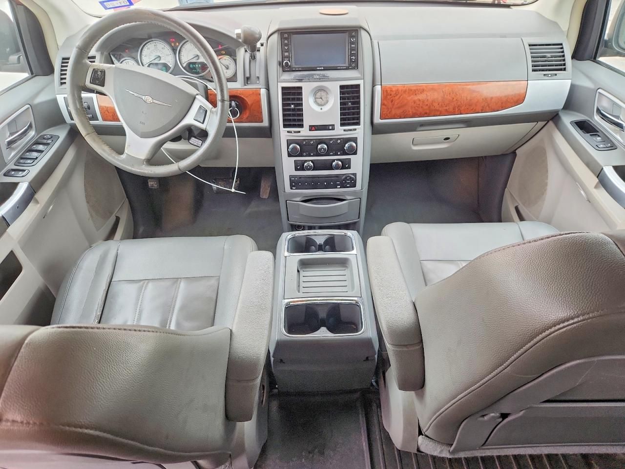 2008 Chrysler Town & Country Touring