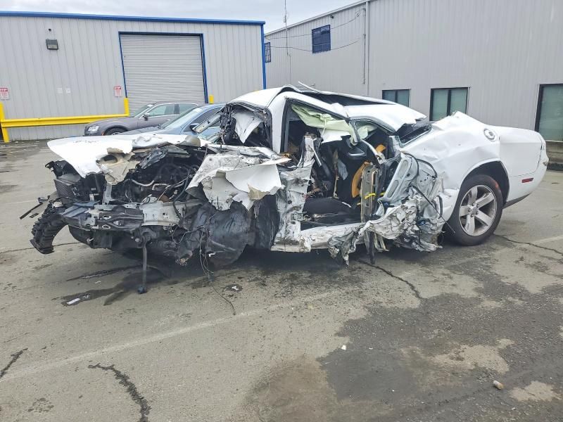 2014 Dodge Challenger sxt