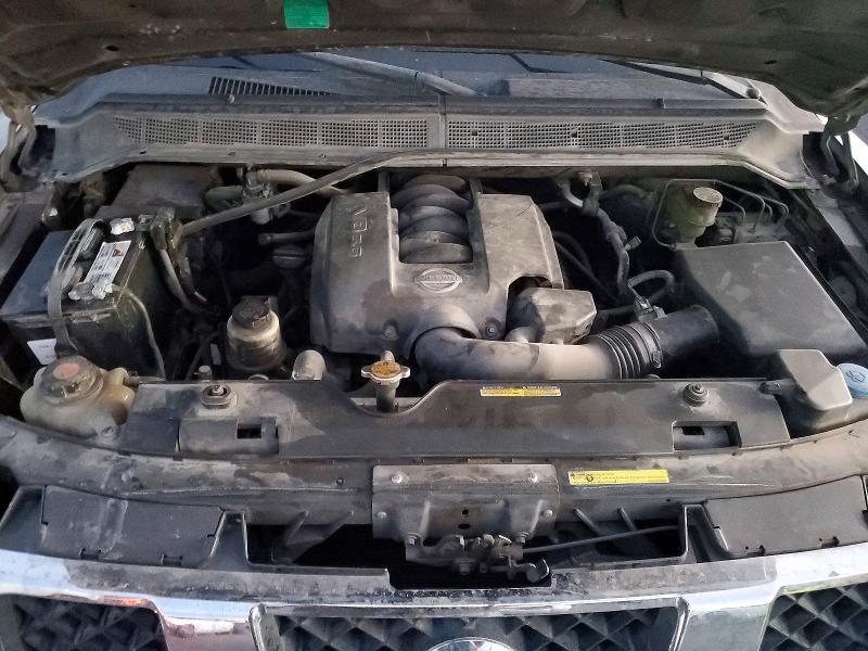 2004 Nissan Titan xe