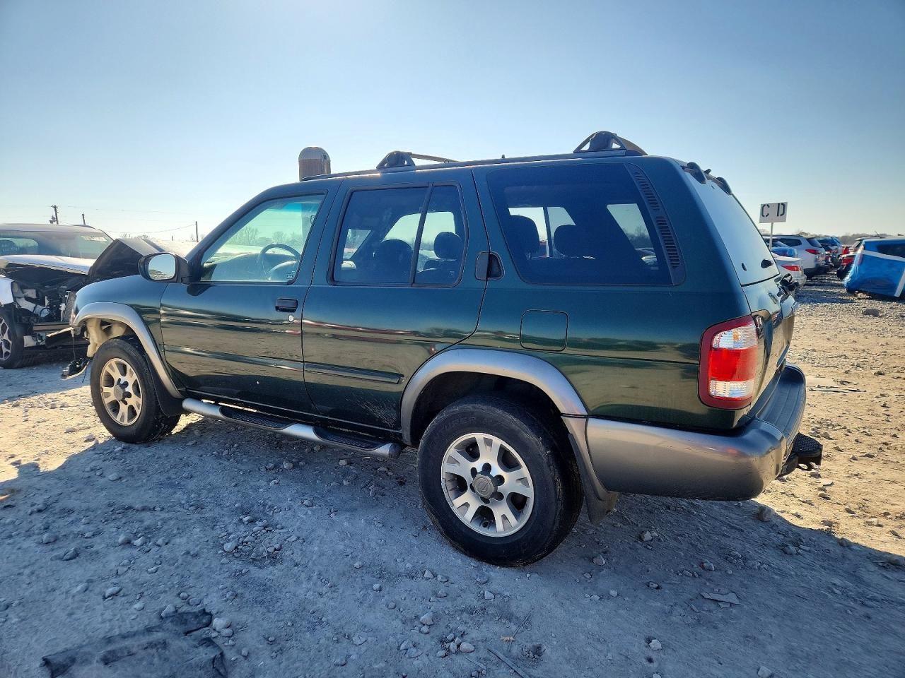 2001 Nissan Pathfinder le